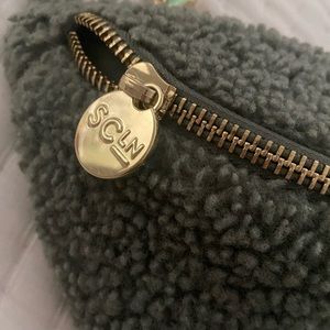 Stoney Clover Sherpa Fanny Pack Cozy collection color-moss